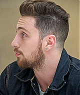 256.jpg