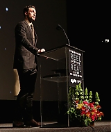 130.jpg