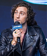 1064.jpg