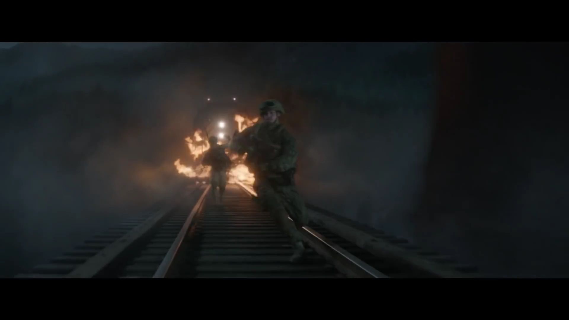 Godzilla-Trailer2-004.jpg