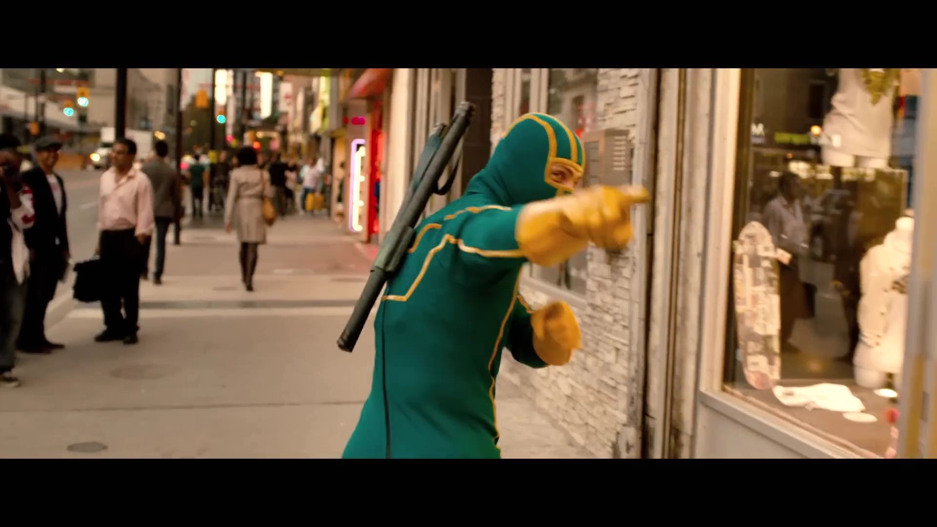 2010-KickAss2_Featurette_ATJIsKickAss-003.jpg