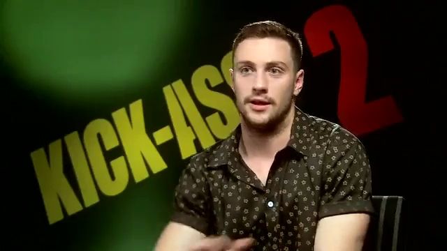 2010-KickAss2_FeaturetteInterview001-028.jpg