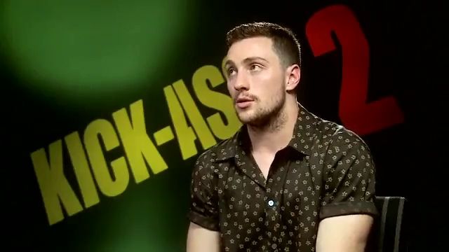 2010-KickAss2_FeaturetteInterview001-040.jpg