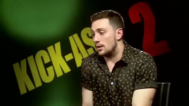 2010-KickAss2_FeaturetteInterview001-041.jpg