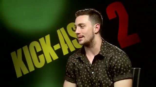 2010-KickAss2_FeaturetteInterview001-057.jpg