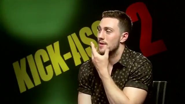 2010-KickAss2_FeaturetteInterview001-075.jpg