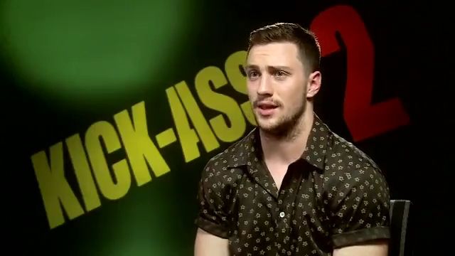 2010-KickAss2_FeaturetteInterview001-082.jpg