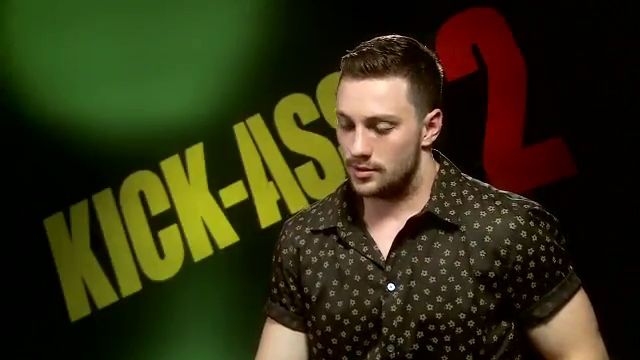 2010-KickAss2_FeaturetteInterview001-090.jpg