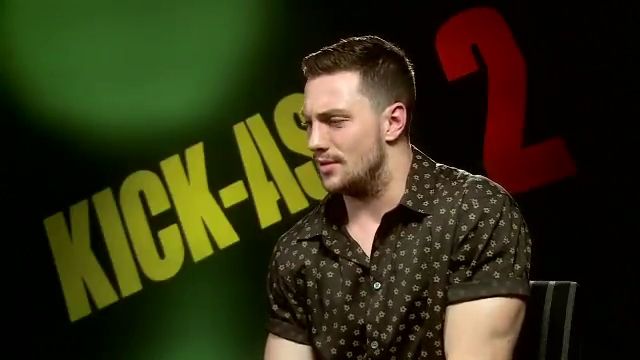 2010-KickAss2_FeaturetteInterview001-099.jpg