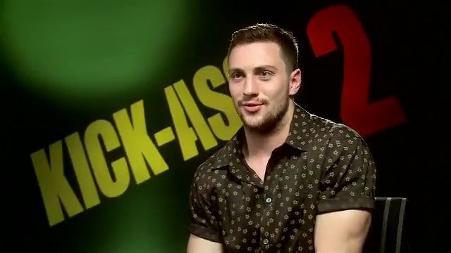 2010-KickAss2_FeaturetteInterview001-100.jpg