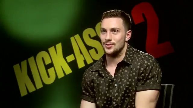 2010-KickAss2_FeaturetteInterview001-102.jpg