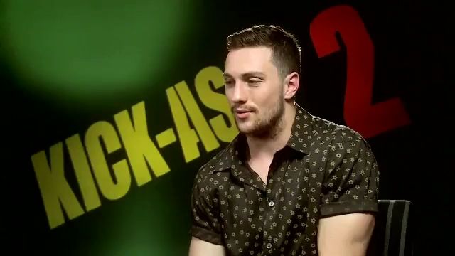 2010-KickAss2_FeaturetteInterview001-103.jpg