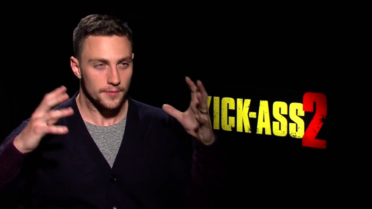 2010-KickAss2_FeaturetteInterview002-083.jpg