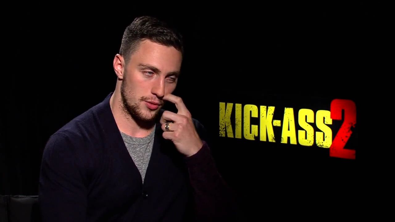 2010-KickAss2_FeaturetteInterview002-107.jpg