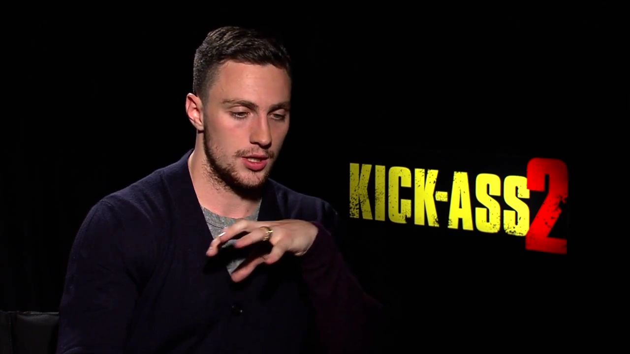 2010-KickAss2_FeaturetteInterview002-160.jpg