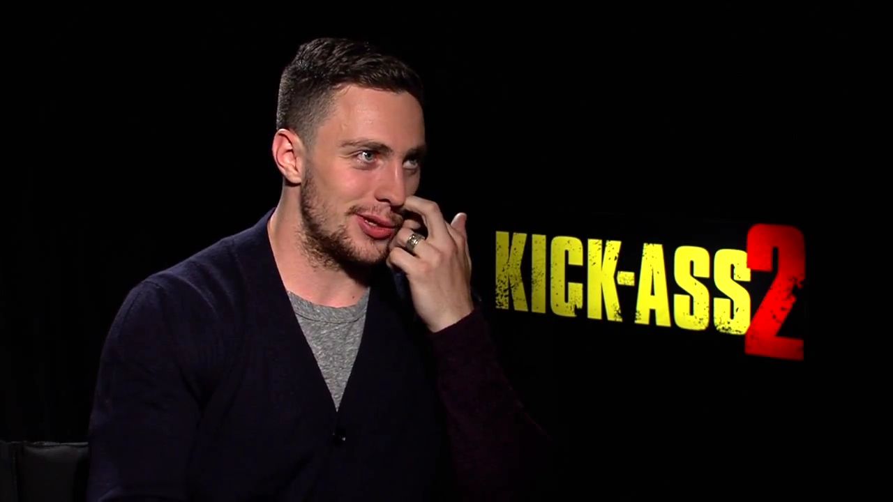 2010-KickAss2_FeaturetteInterview002-167.jpg