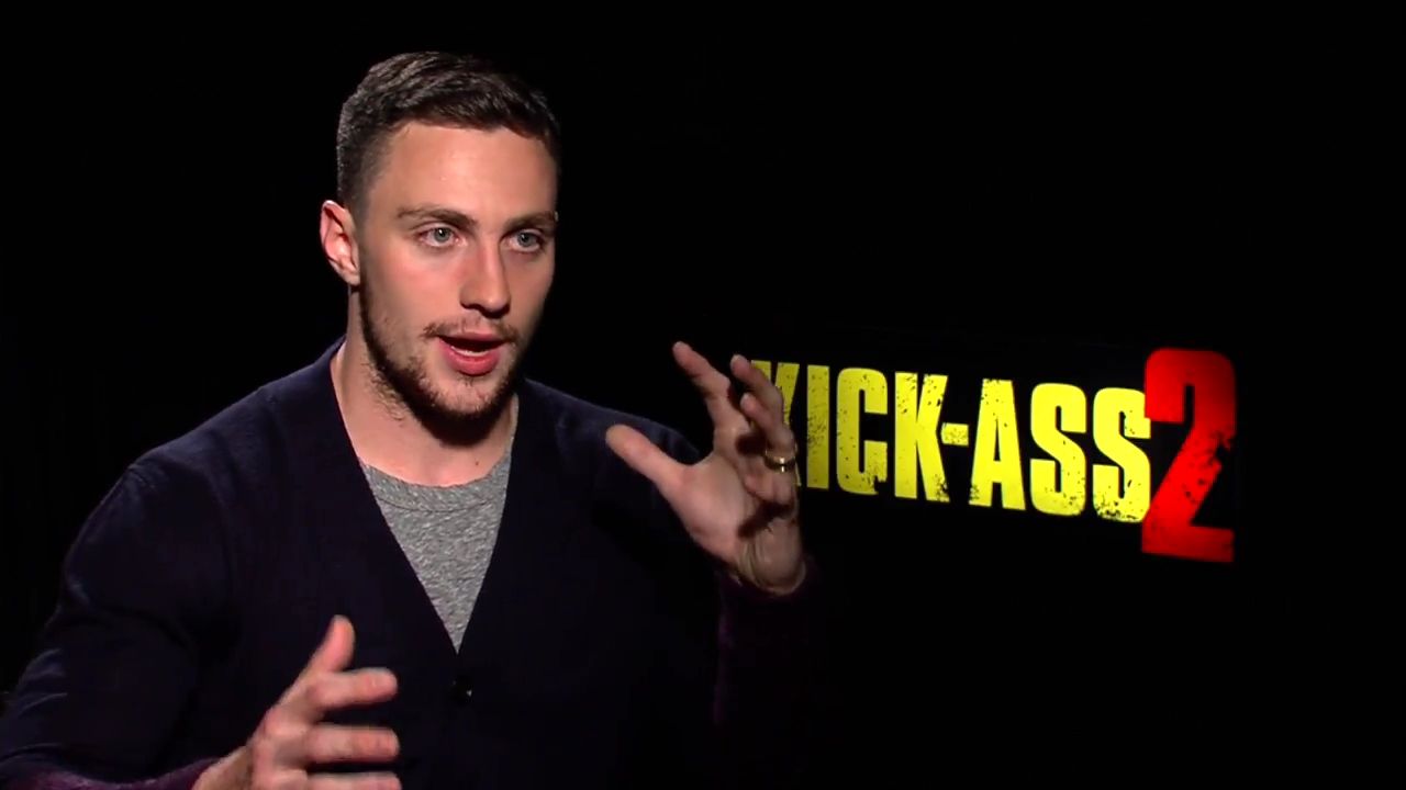 2010-KickAss2_FeaturetteInterview003-080.jpg