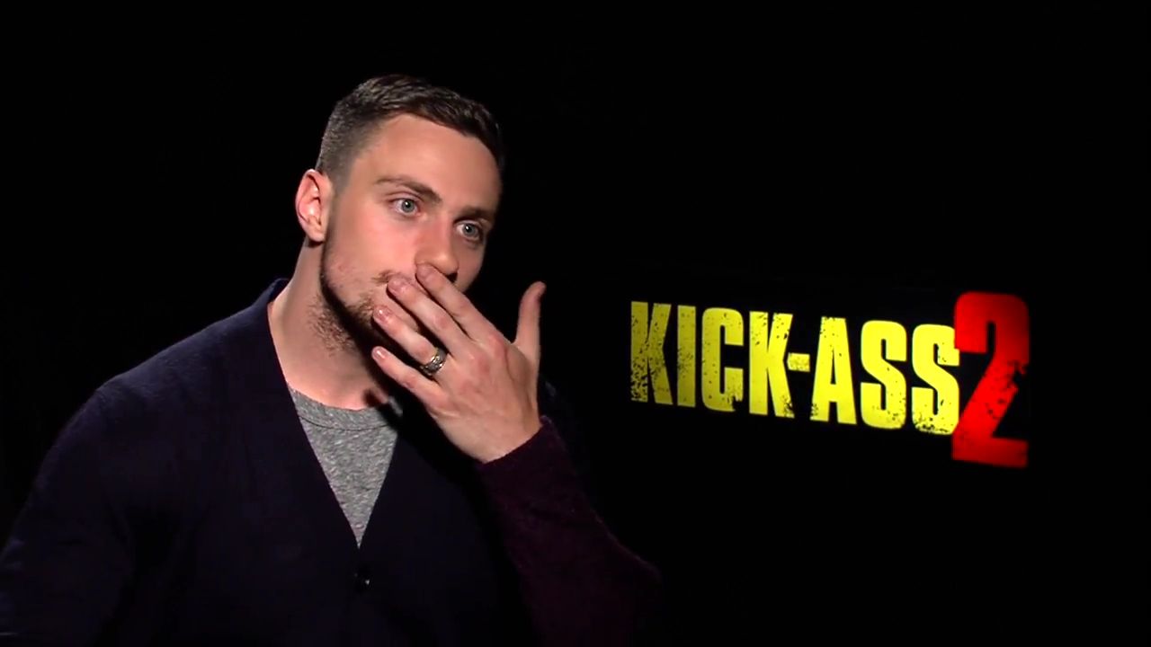 2010-KickAss2_FeaturetteInterview003-091.jpg