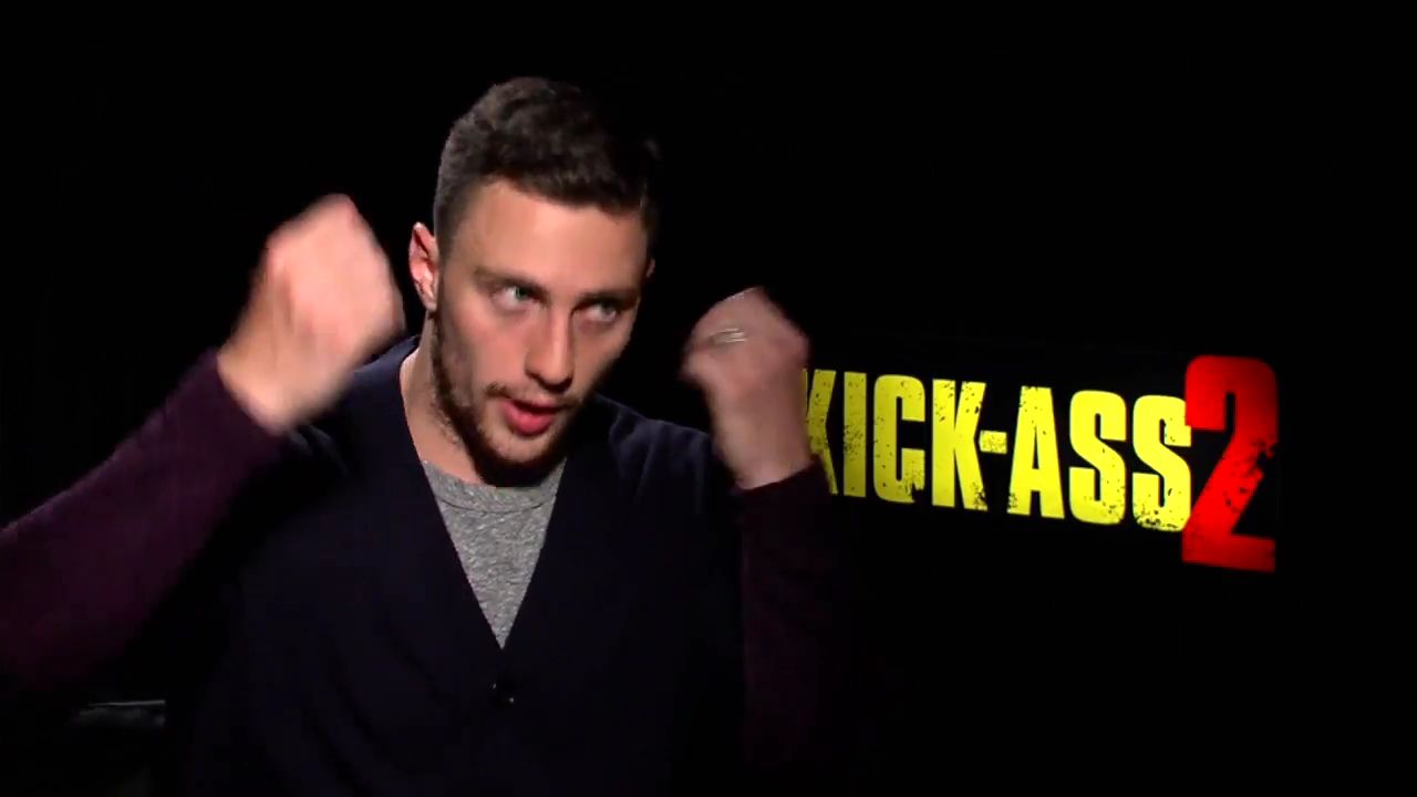 2010-KickAss2_FeaturetteInterview003-152.jpg