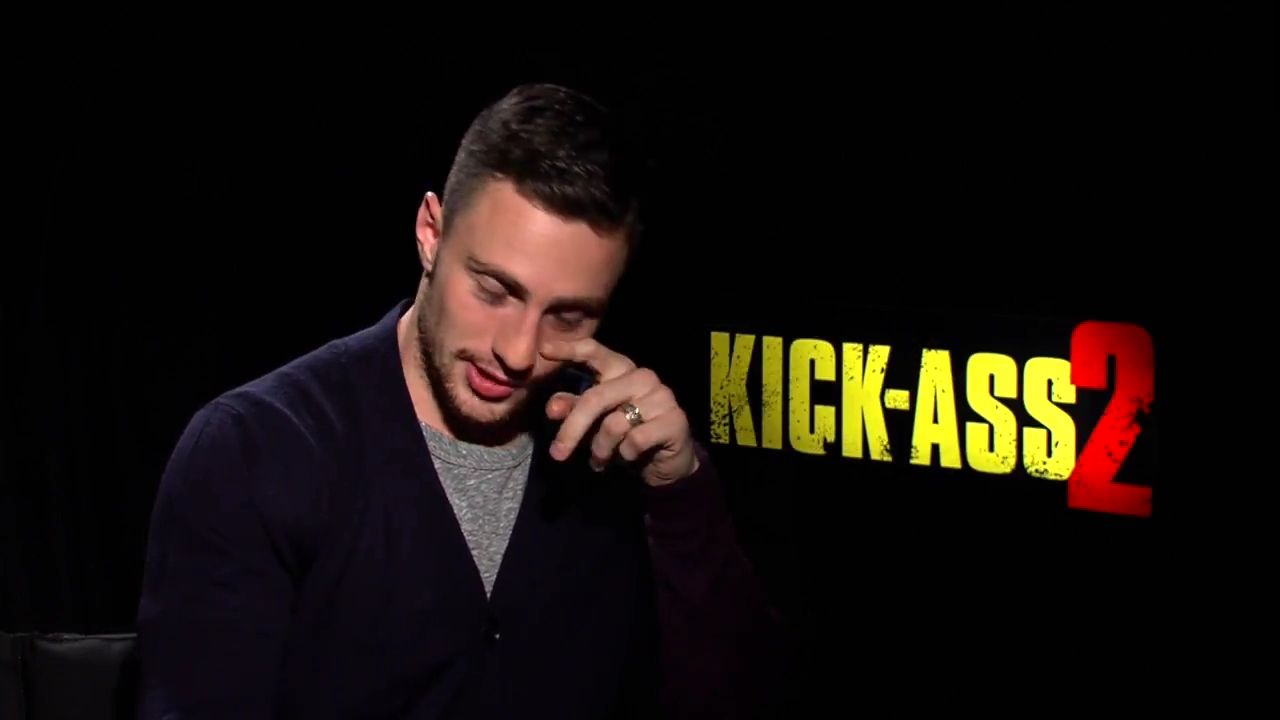 2010-KickAss2_FeaturetteInterview003-165.jpg