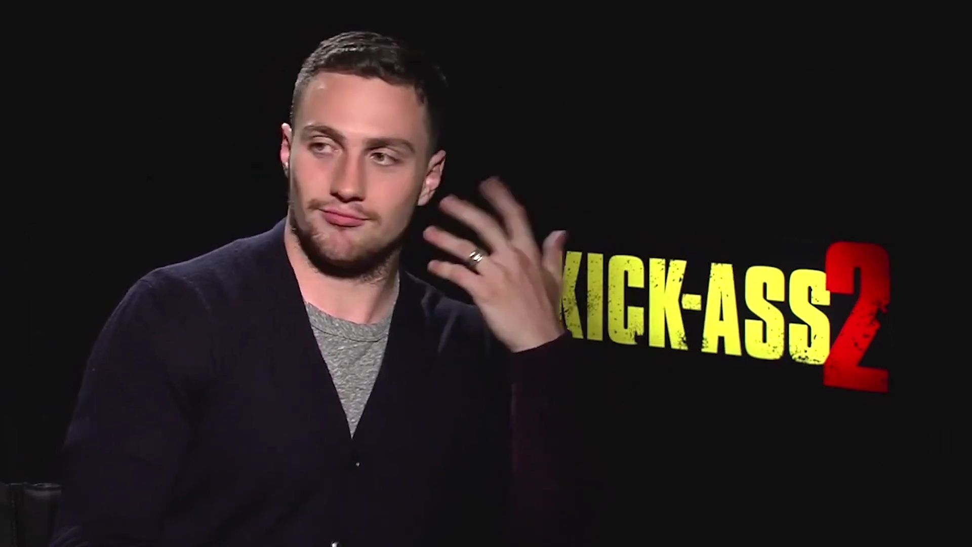 2010-KickAss2_FeaturetteInterview004-028.jpg