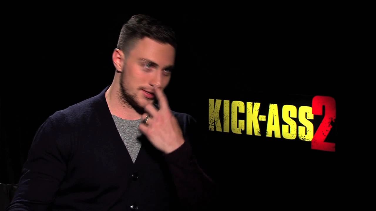 2010-KickAss2_FeaturetteInterview006-027.jpg